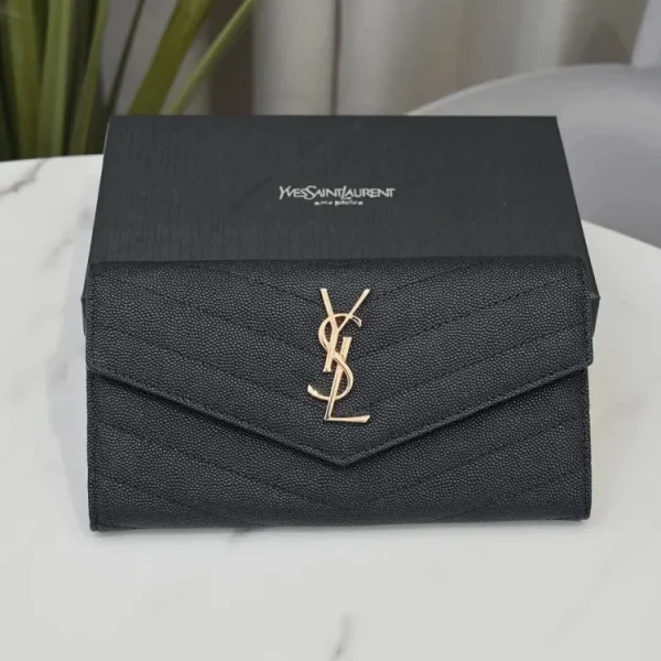 SAINT LAURENT (18 OPTIONS)